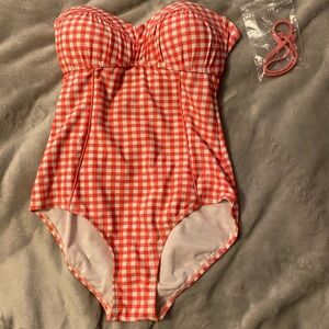 NWOT Pink & White Gingham Swimsuit